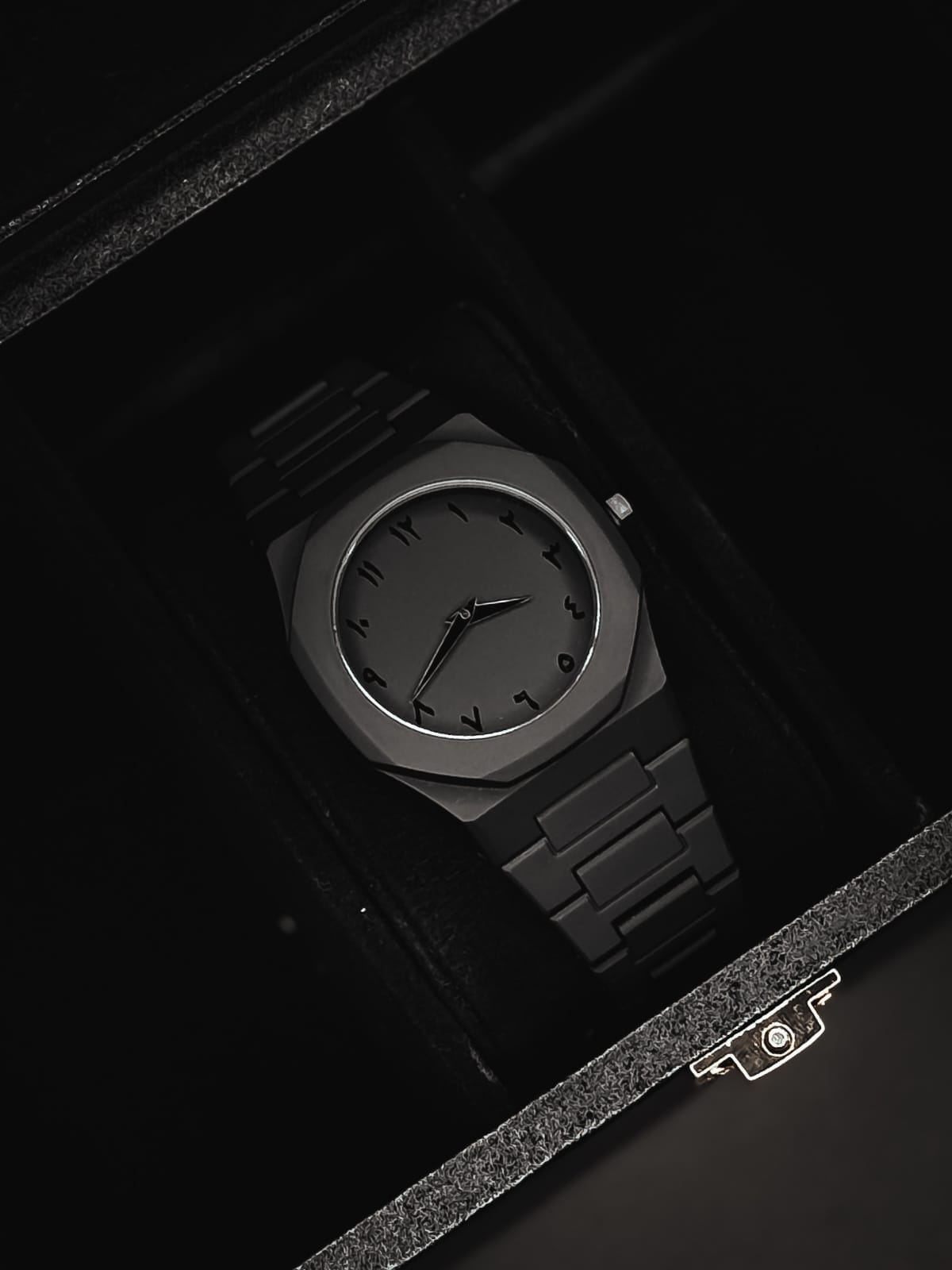 Arabic Aura Black Watch - (IMPORTED)